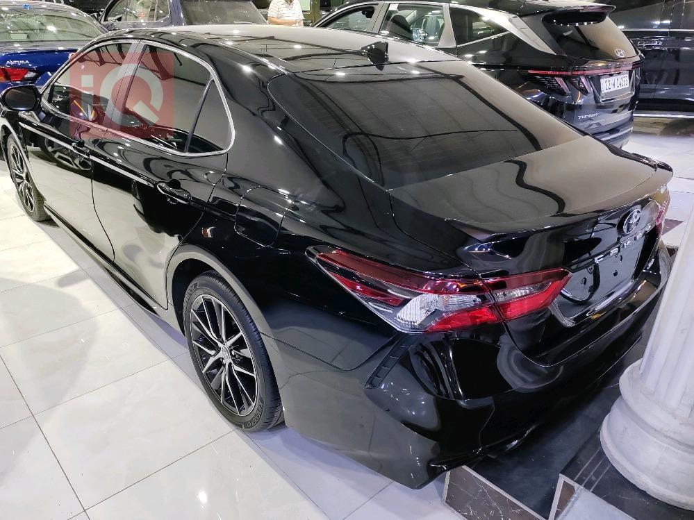 تۆیۆتا کامری